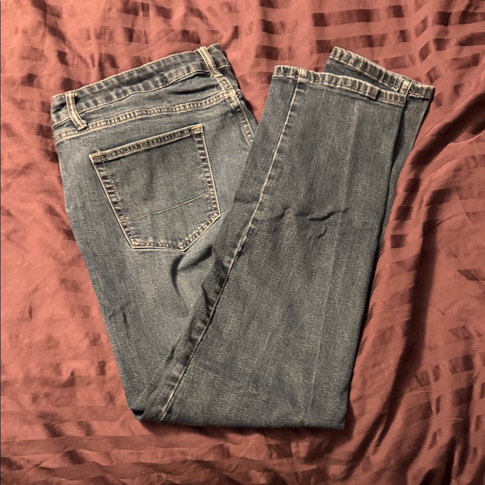 Izod Men's Straight Leg Blue Jeans